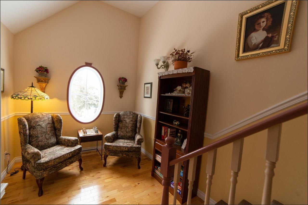 Au Coeur De Saint-Sauveur Bed and Breakfast Eksteriør billede